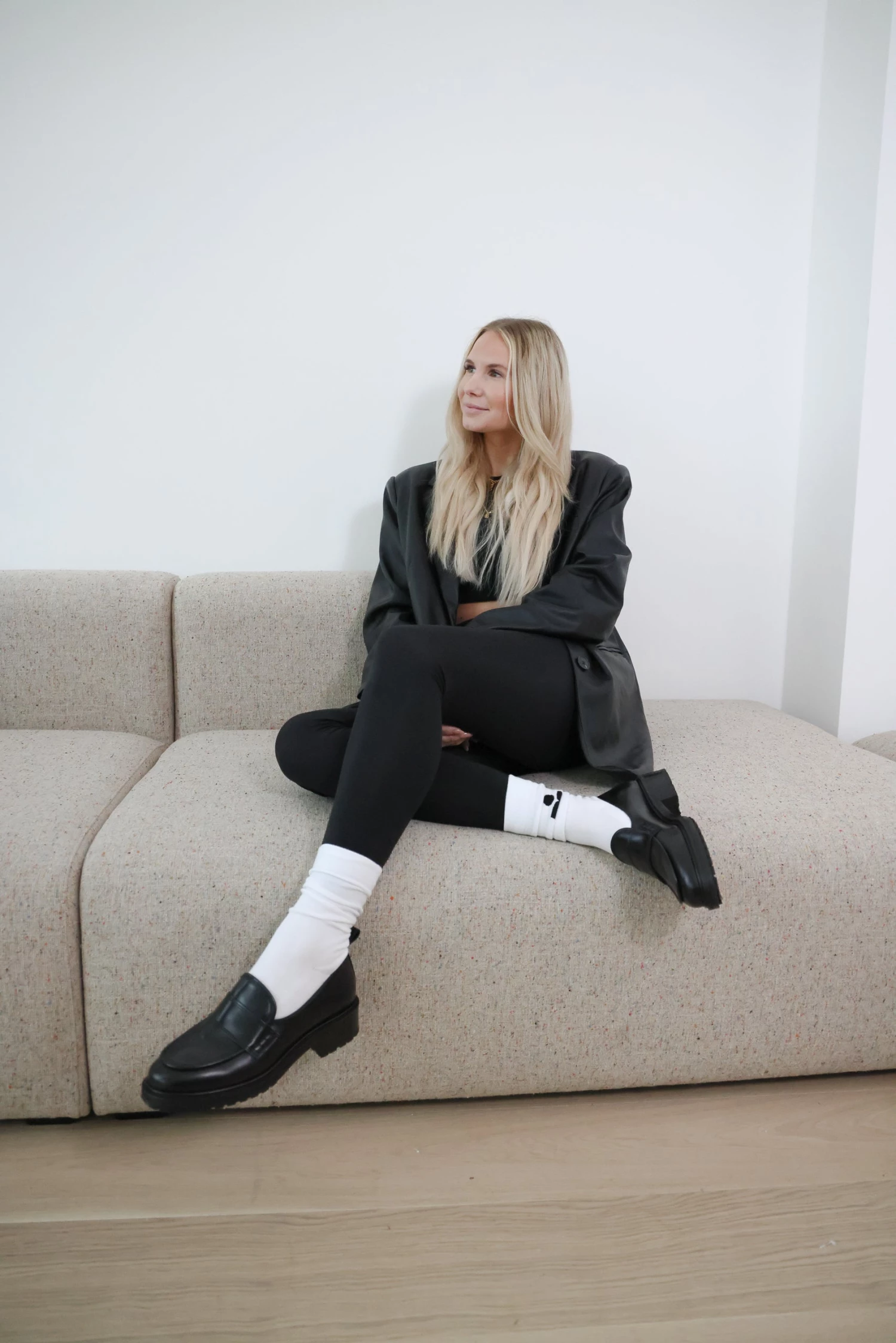 Aeyde RUTH | Calf Leather Black 4 Aeyde RUTH | Calf Leather Black