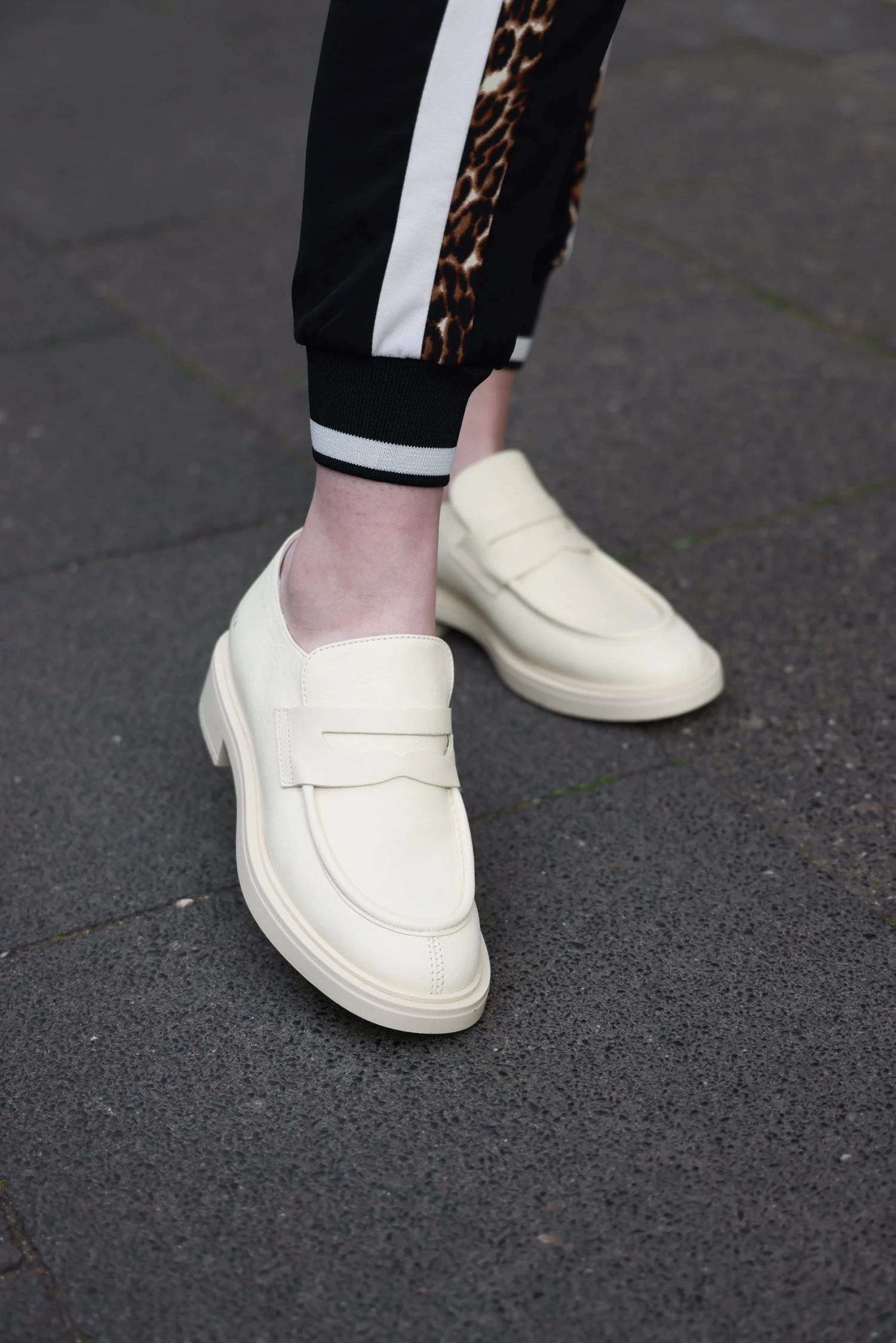 Copenhagen Studios CPH797 | Vitello Butter 7 Copenhagen Studios CPH797 | Vitello Butter