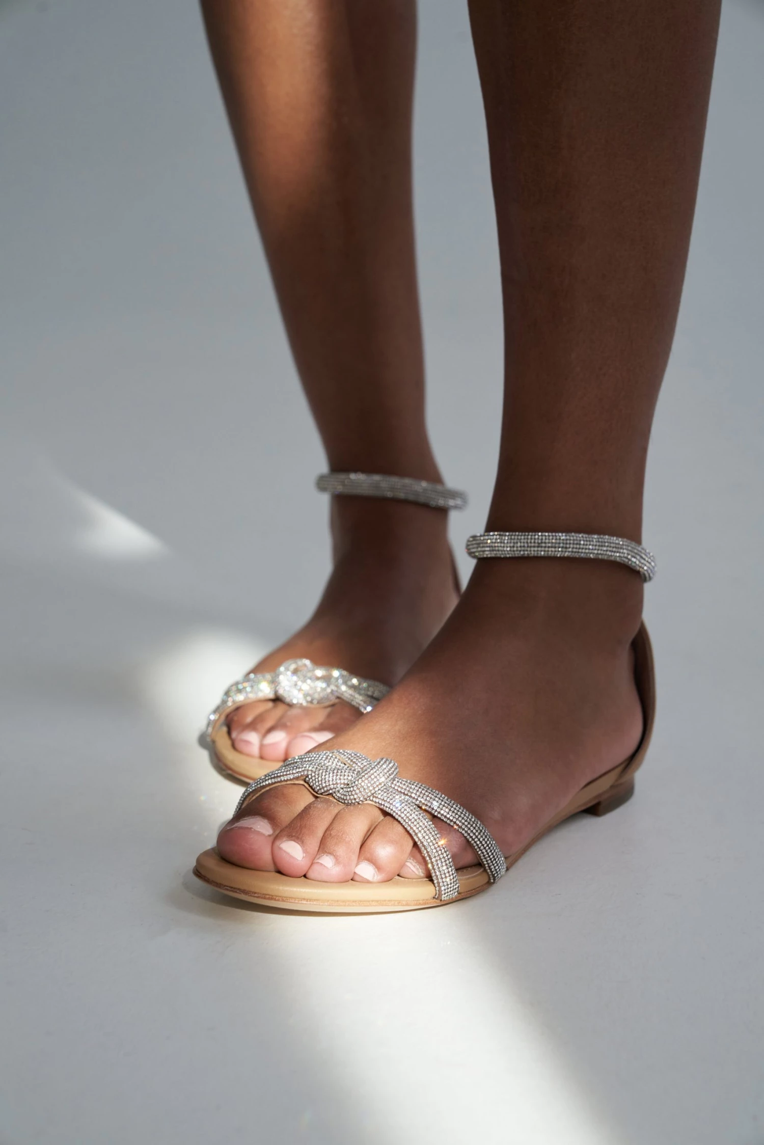 Lola Cruz SANDAL KNOT / Camel Glitter 5 Lola Cruz SANDAL KNOT / Camel Glitter