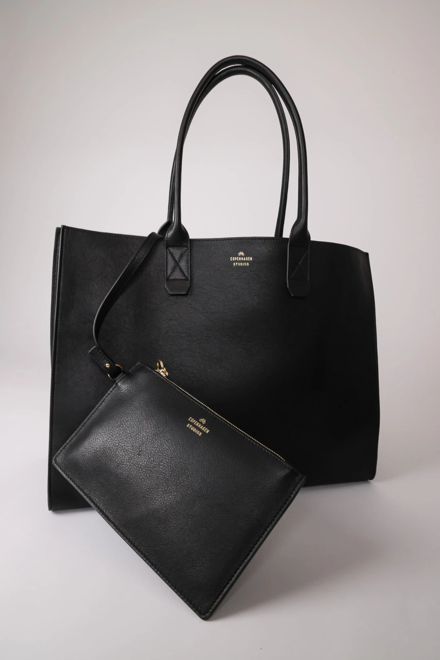 Copenhagen Studios CPH Bag 6 / Vitello Black Accessoires 4 Copenhagen Studios CPH Bag 6 / Vitello Black Accessoires