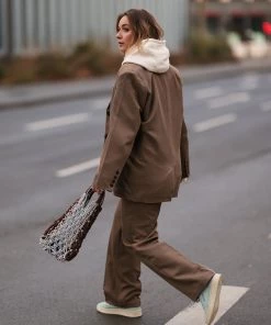 AUTRY LOW SNEAKER 80s | Goat Shell